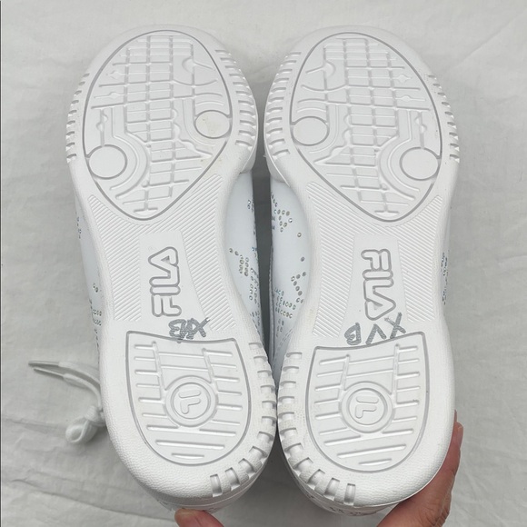 NWOB. Fila Diamanté Original Fitness Sneakers. 9. - Picture 12 of 12
